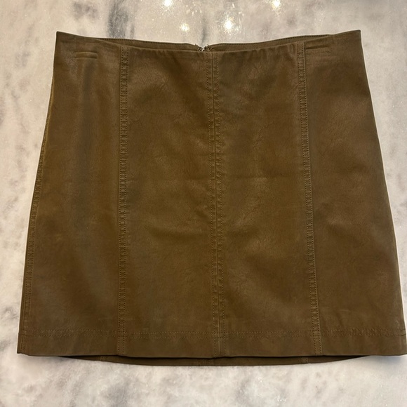 Free People Chestnut brown/ olive faux leather Skirt size 12 - Picture 1 of 15